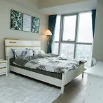 A2J Luxury 3Br Uptown Balcony Bgc Suite Near Mall